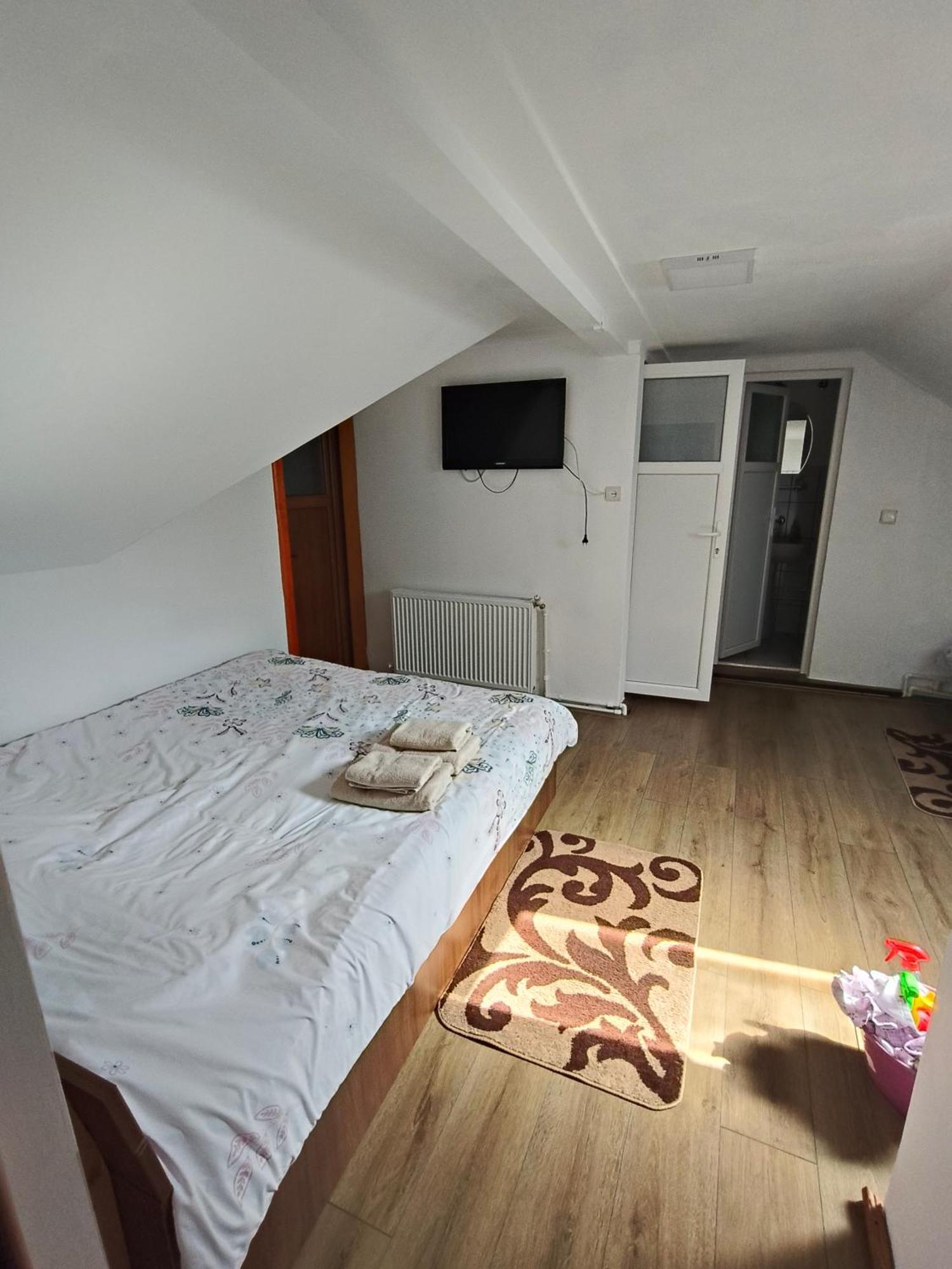 Ferienwohnung Family&Friends Ceahlău Zimmer foto